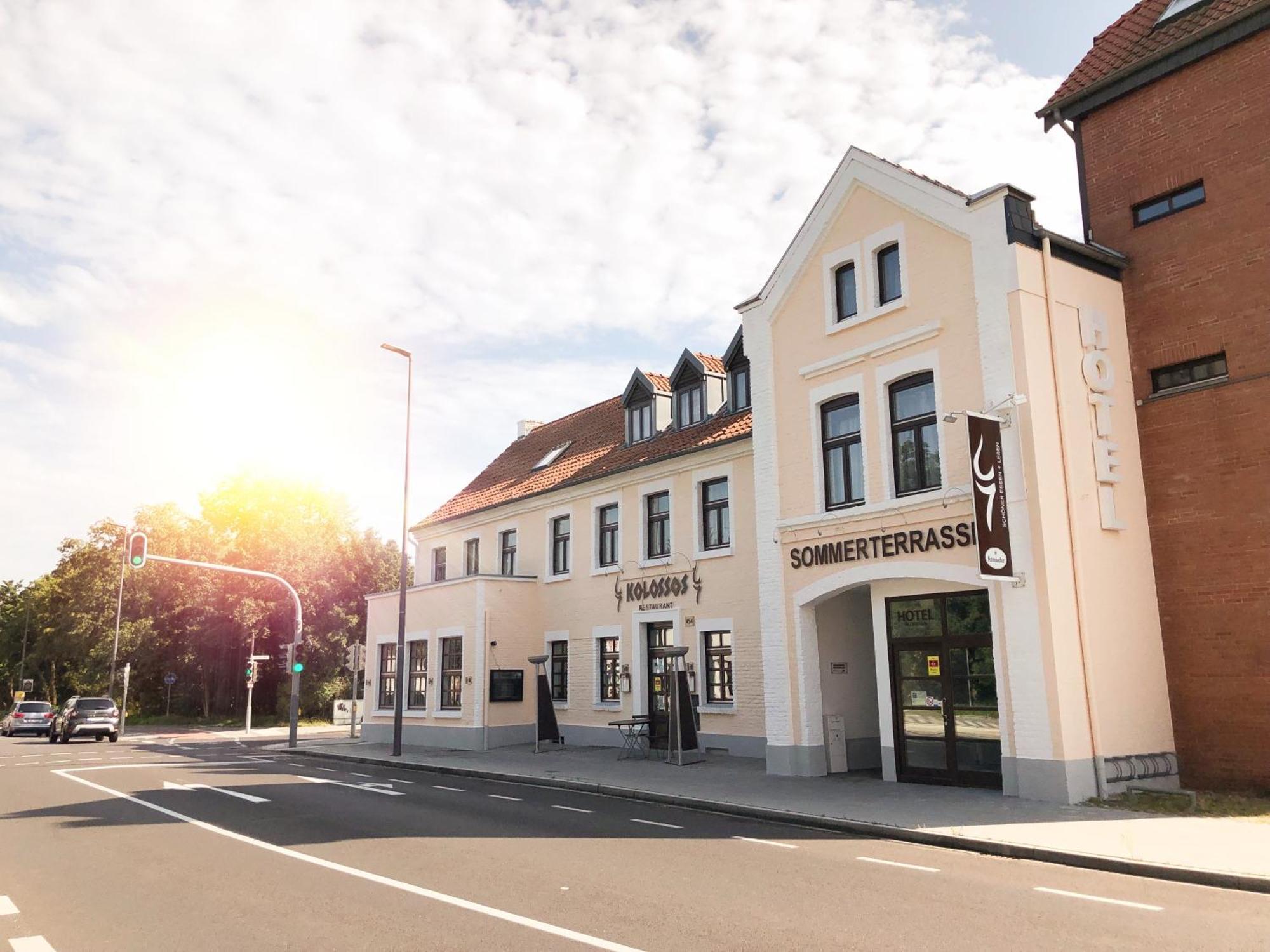 Hotel Kolossos Duesseldorf - ノイス エクステリア 写真
