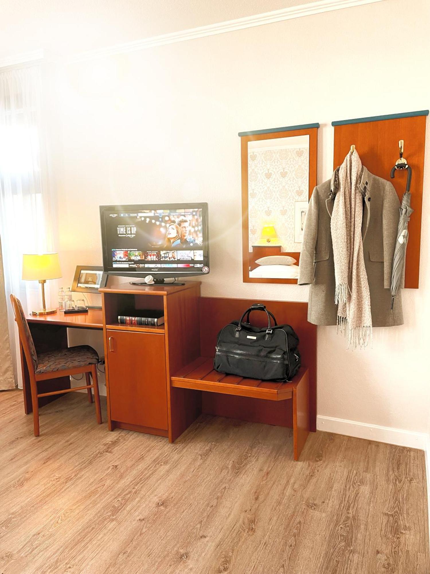 Hotel Kolossos Duesseldorf - ノイス 部屋 写真